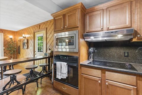 Kitchen and bar stools